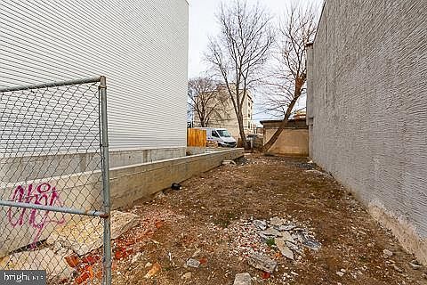 2109 E Orleans St Philadelphia, PA 19134 - Thumbnail 5