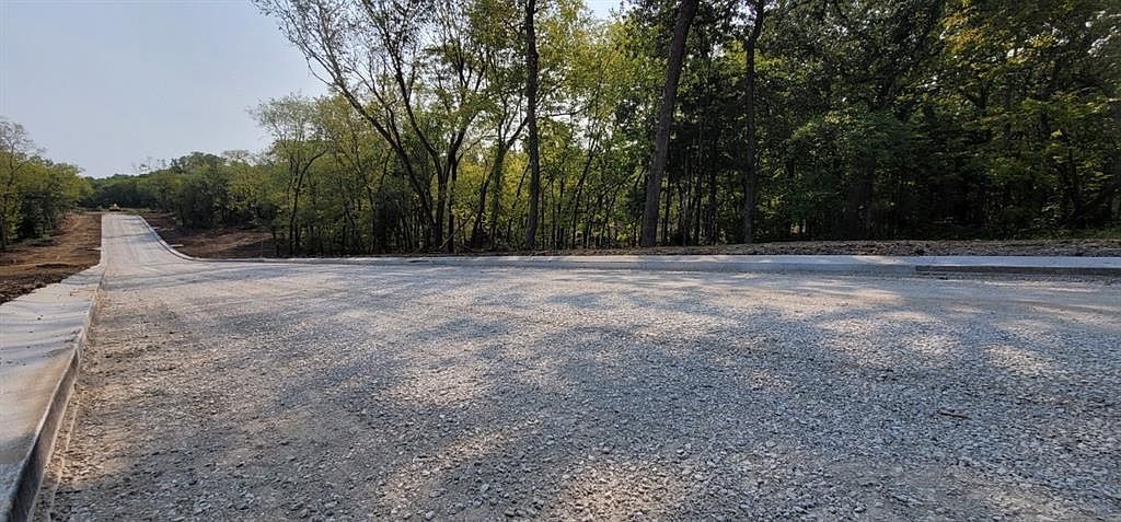 1500 SW Stonewall Dr, Oak Grove, MO, 64075 - Thumbnail 5