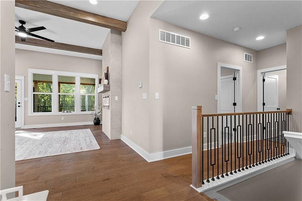 303 SW 17th St Oak Grove, MO 64075 - Thumbnail 5