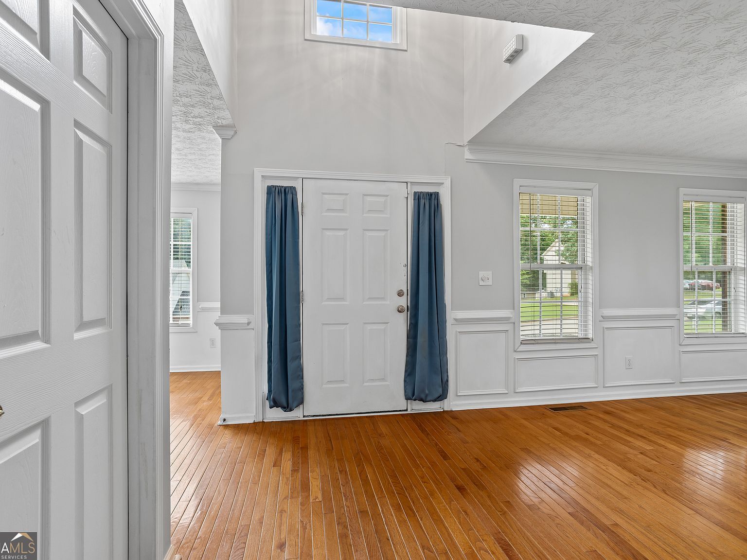 1048 Falls Brooke Dr Conyers, GA 30094 - Thumbnail 5