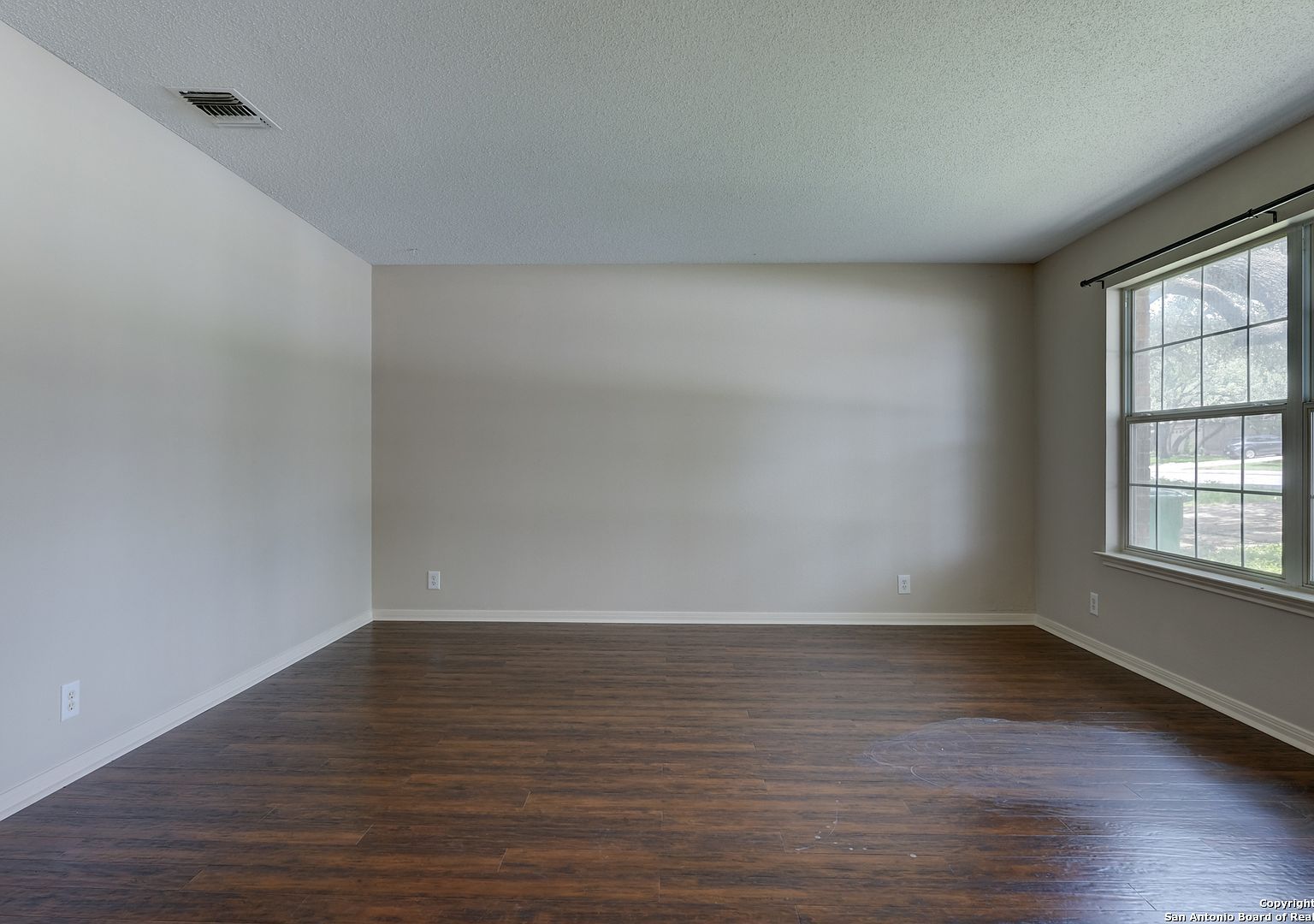 5711 Timberhurst San Antonio, TX 78250 - Thumbnail 5