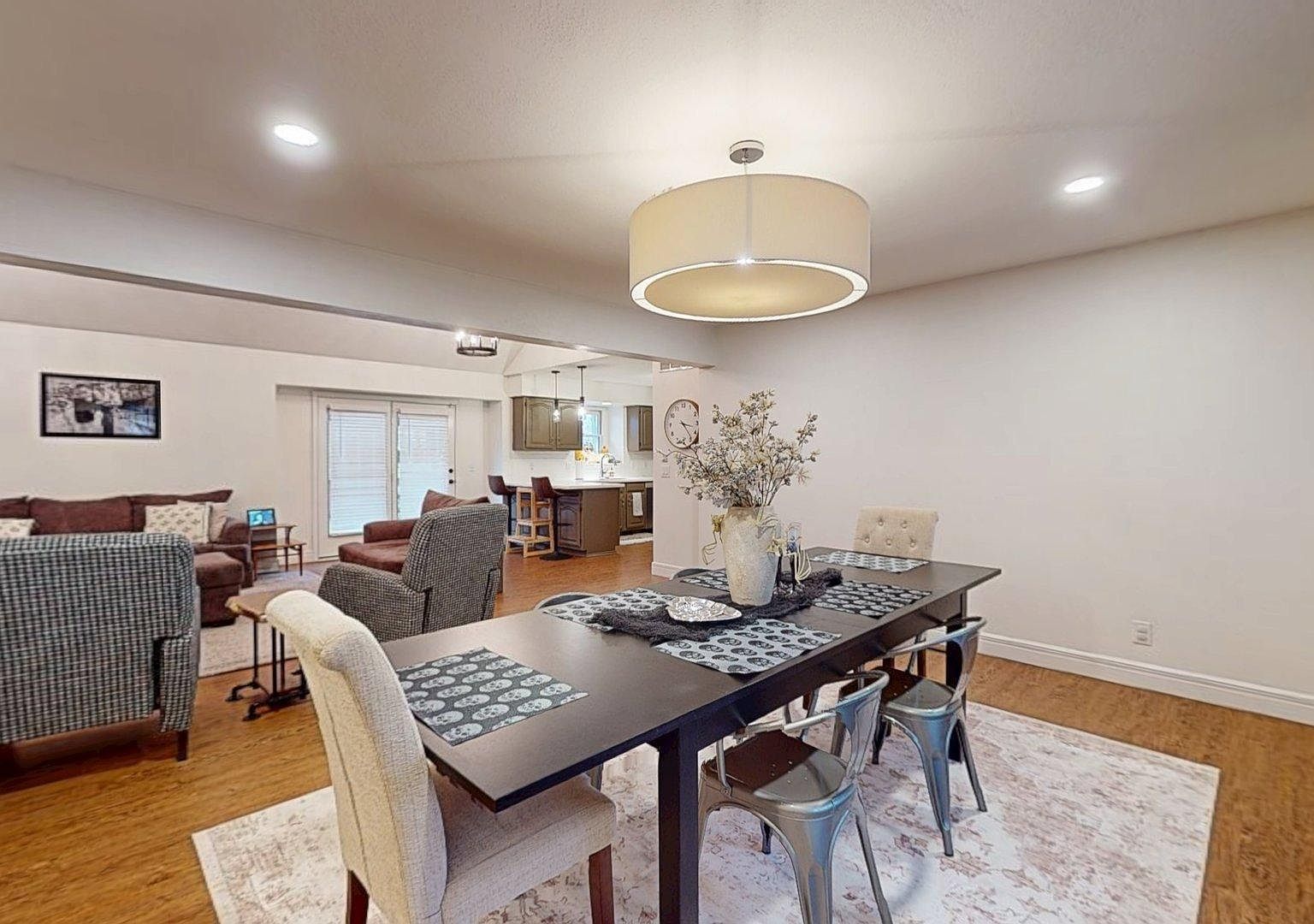 1553 N Hedge Apple Dr Sedalia, MO 65301 - Thumbnail 5