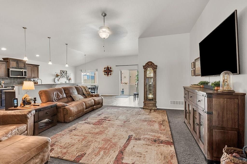 1319 N Dailey Dr Pueblo West, CO 81007 - Thumbnail 5