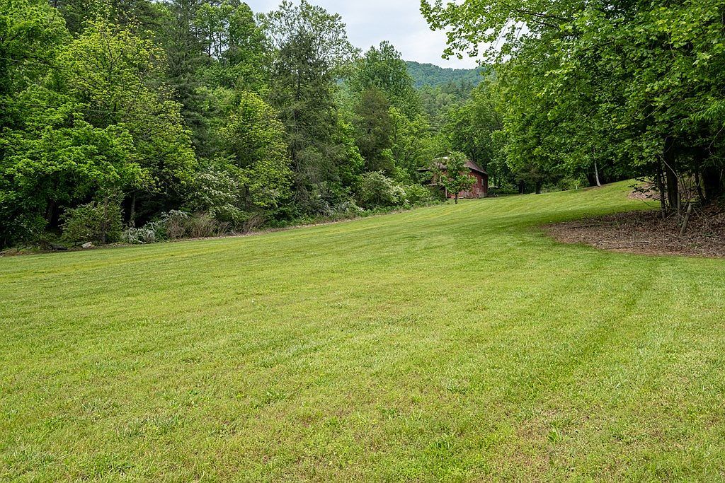 6226 Us Highway 74 W Whittier, NC 28789 - Thumbnail 5