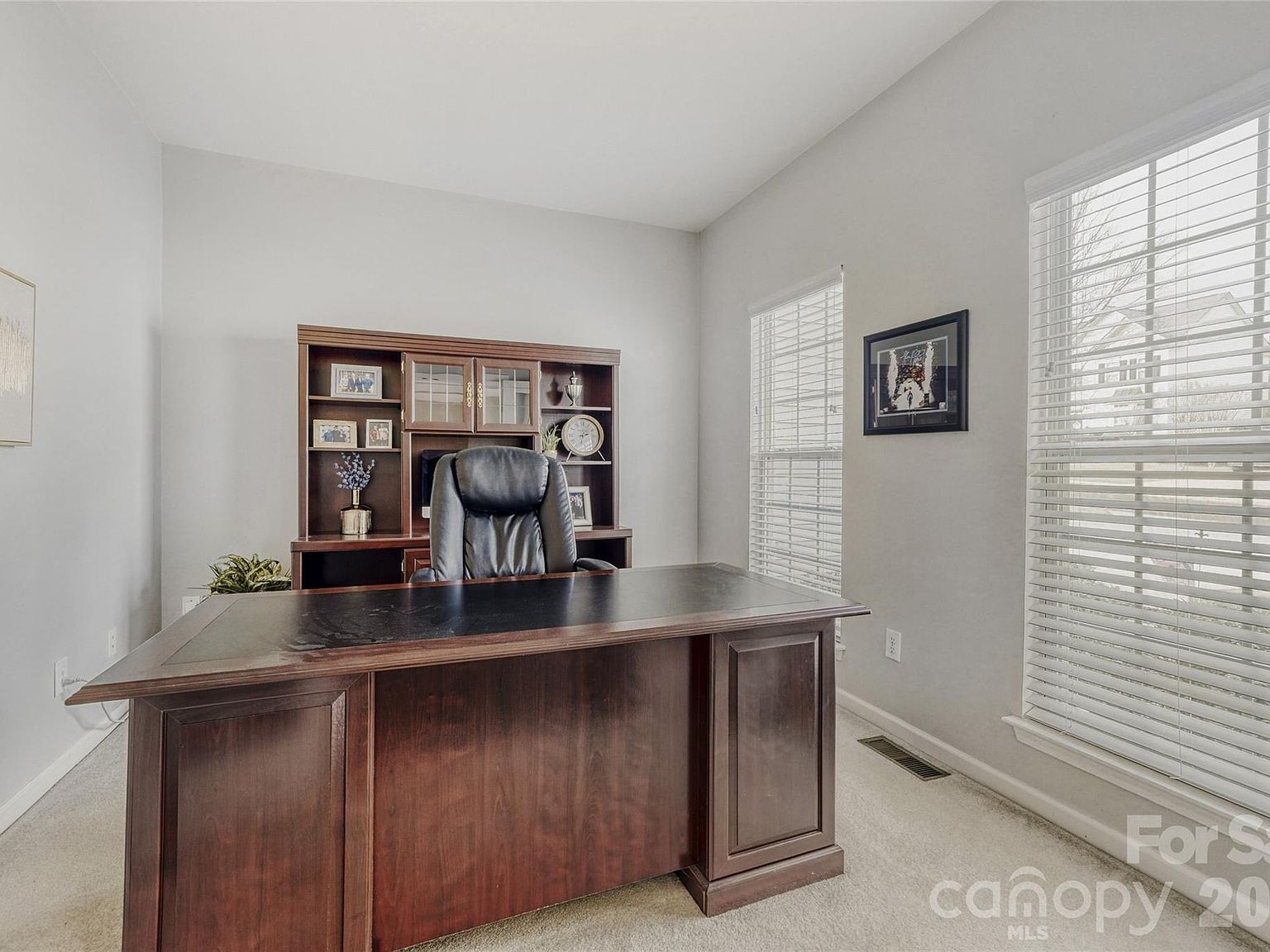 4123 Meadowview Hills Dr Charlotte, NC 28269 - Thumbnail 5