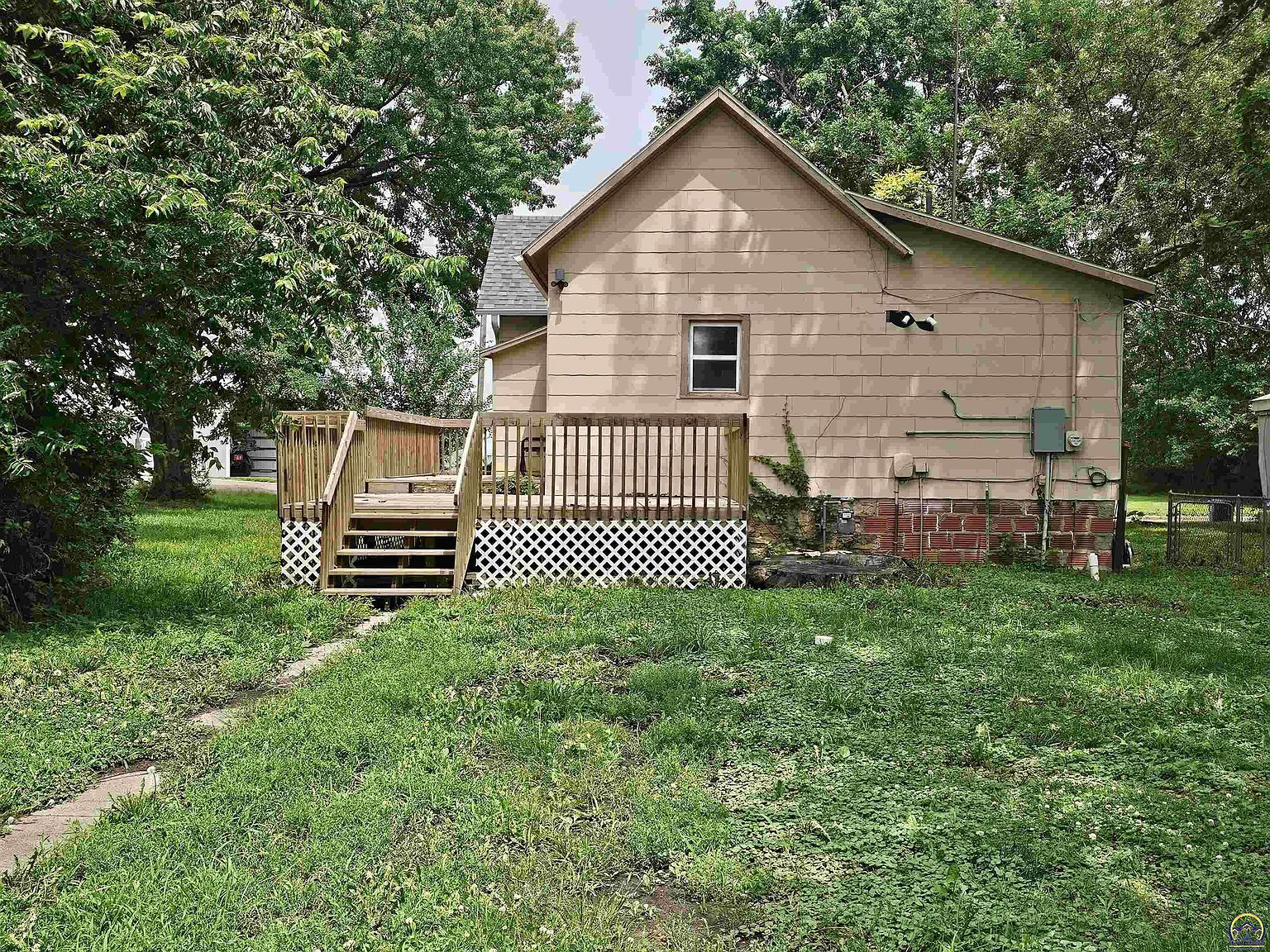 419 N 5th St Madison, KS 66860 - Thumbnail 5