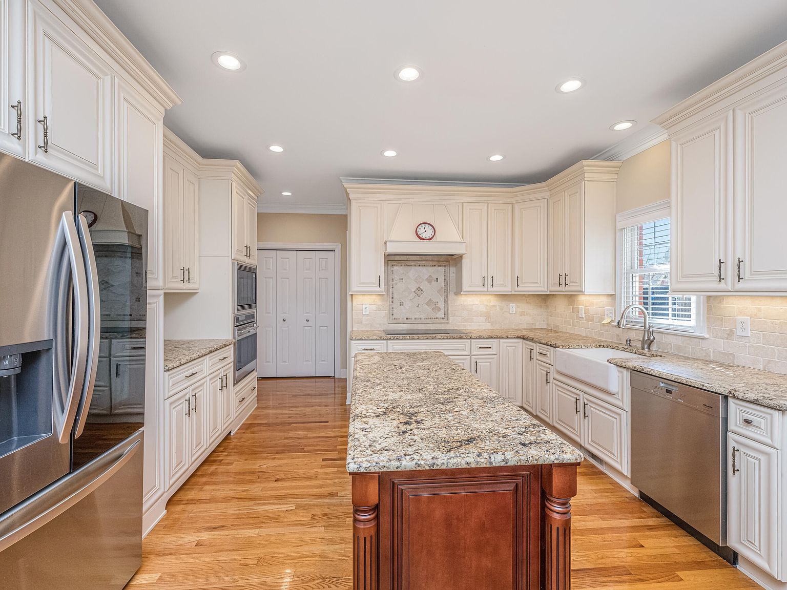 1295 Chrismill Ln Mount Pleasant, SC 29466 - Thumbnail 5