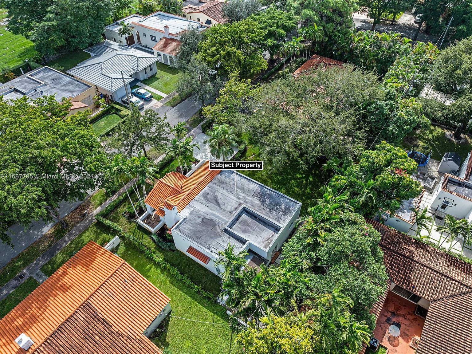 820 Lorca St Coral Gables, FL 33134 - Thumbnail 5