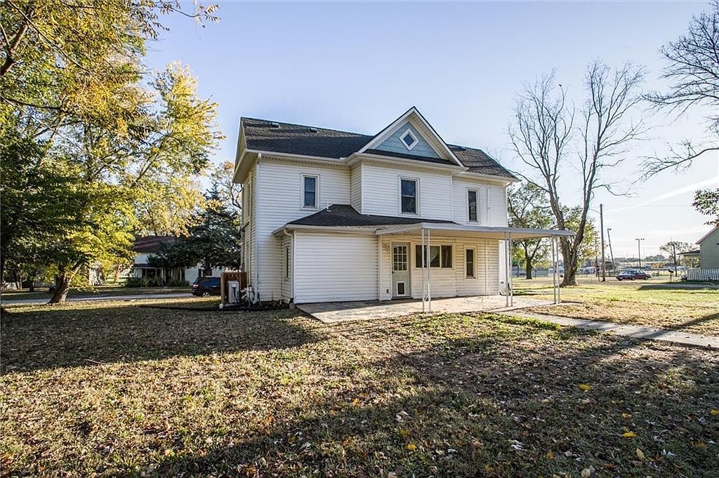 607 Main St Garden City, MO 64747 - Thumbnail 5