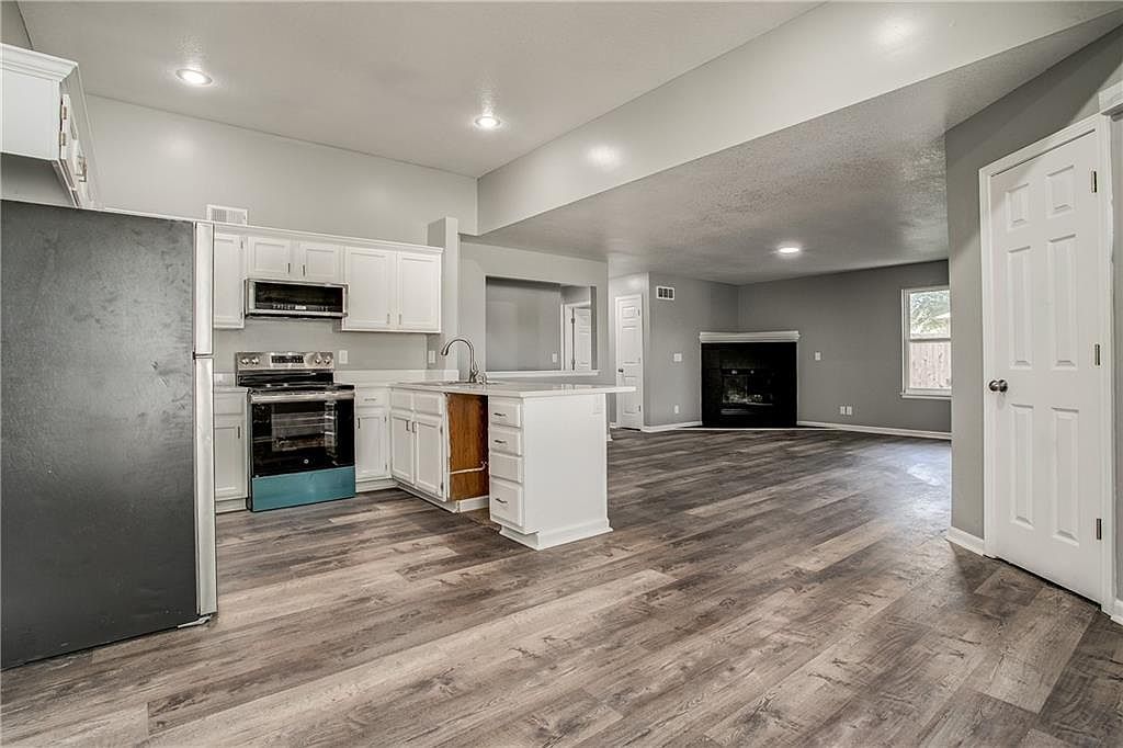 8531 Vassar Ave Raytown, MO 64138 - Thumbnail 5