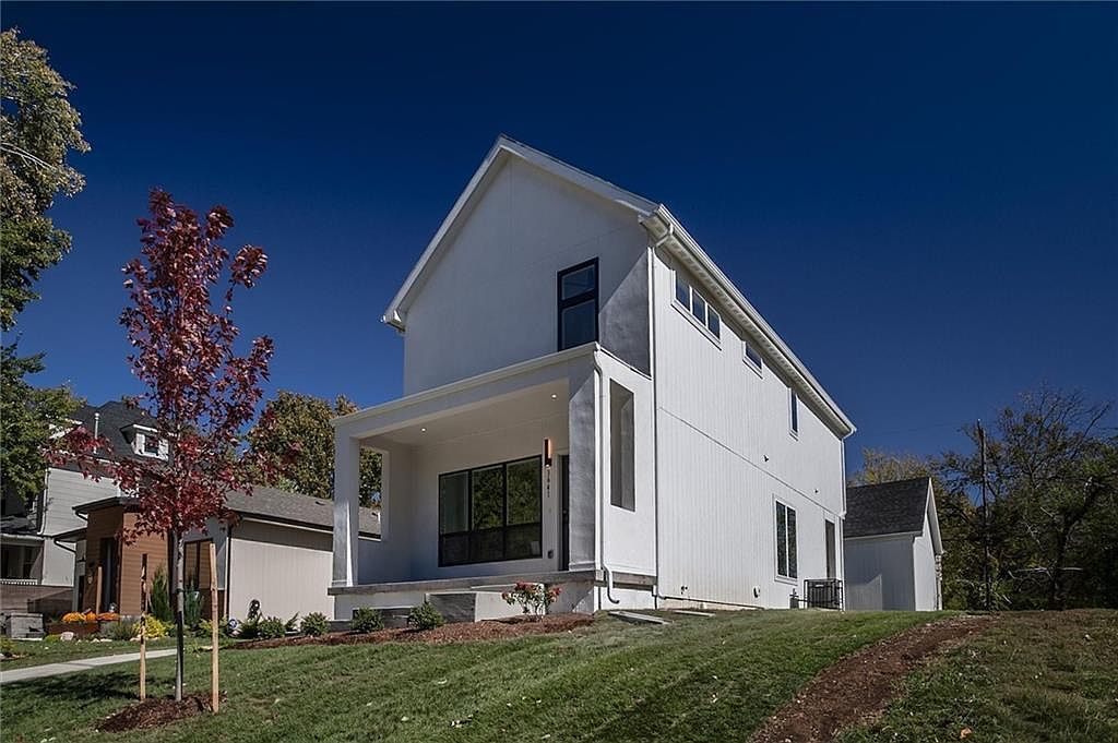 3641 Tracy Ave Kansas City, MO 64109 - Thumbnail 5