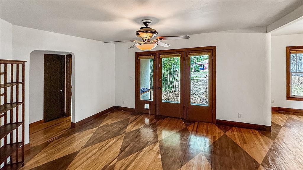 225 2nd St Lake Wales, FL 33853 - Thumbnail 5