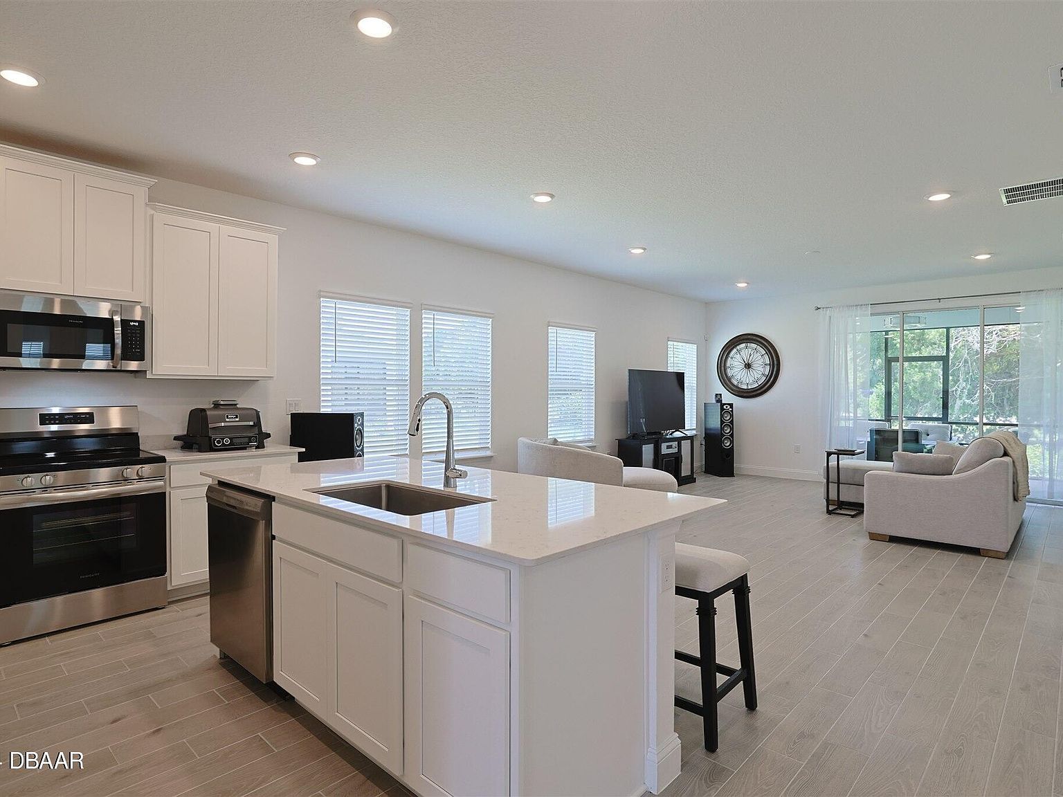 2173 Raglan Cir Ormond Beach, FL 32174 - Thumbnail 5