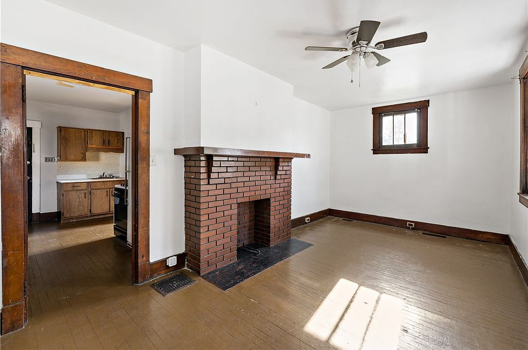 1210 Holmes St Mc Kees Rocks, PA 15136 - Thumbnail 5