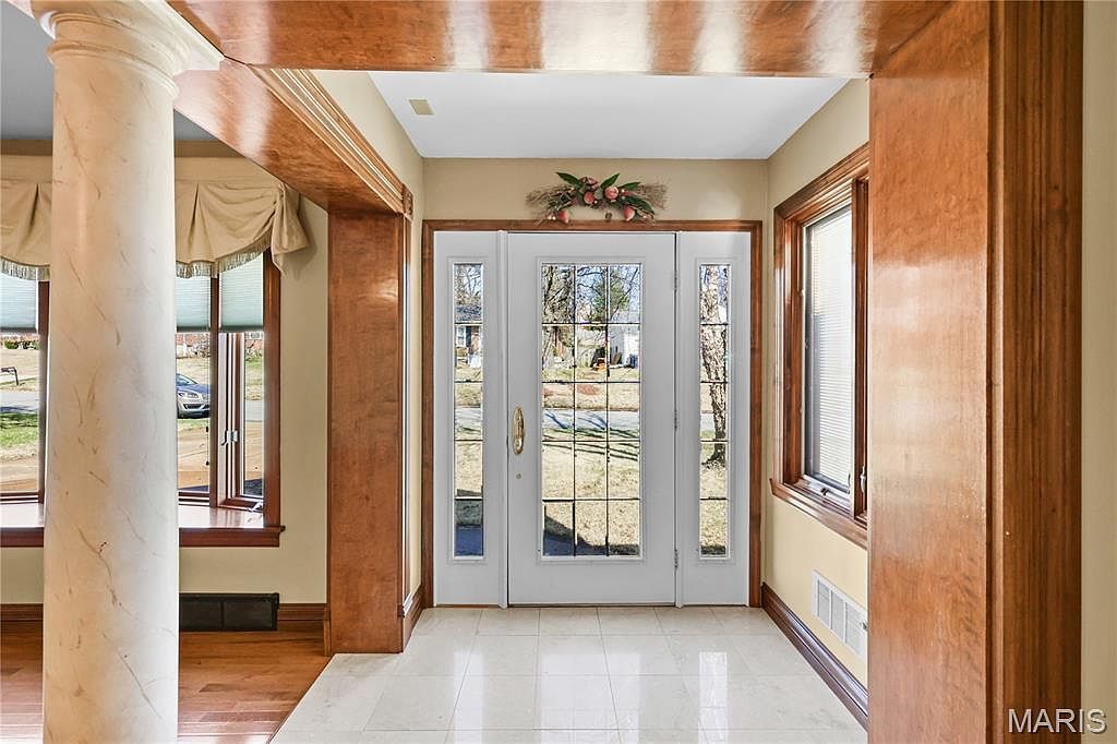 9456 Arban Dr Saint Louis, MO 63126 - Thumbnail 5