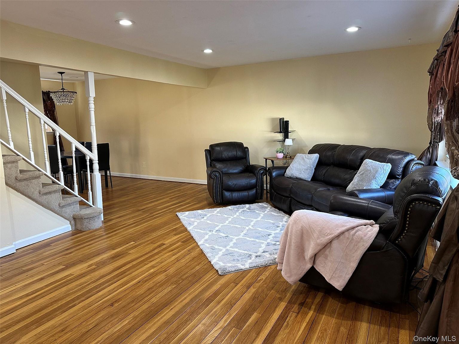 46 Falcon Dr Hauppauge, NY 11788 - Thumbnail 5