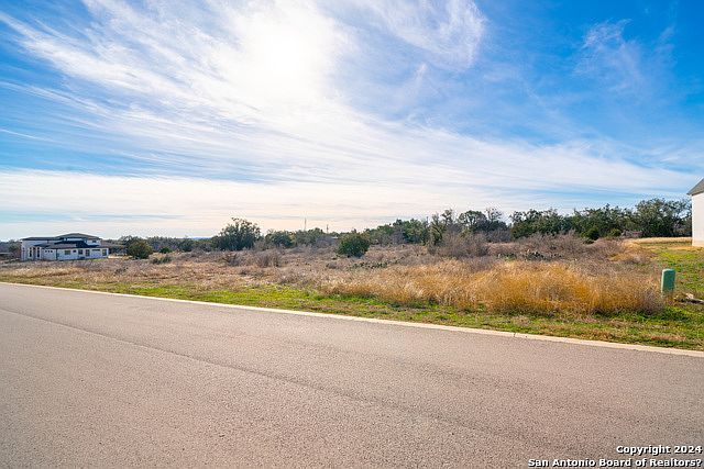 237 Spicewood Trails Dr #237 Spicewood, TX 78669 - Thumbnail 5