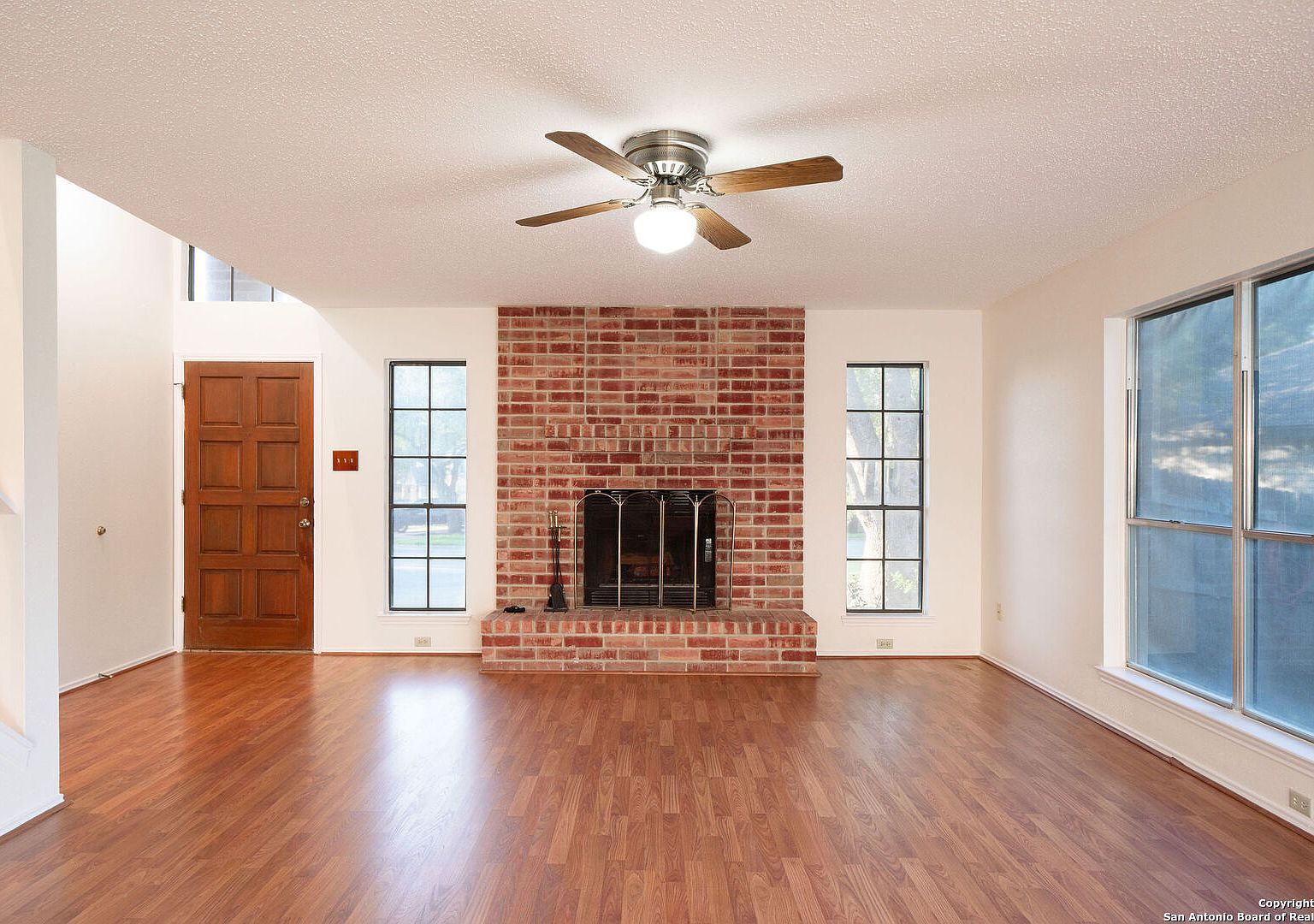 1004 Jasper Hill Ln Schertz, TX 78154 - Thumbnail 5