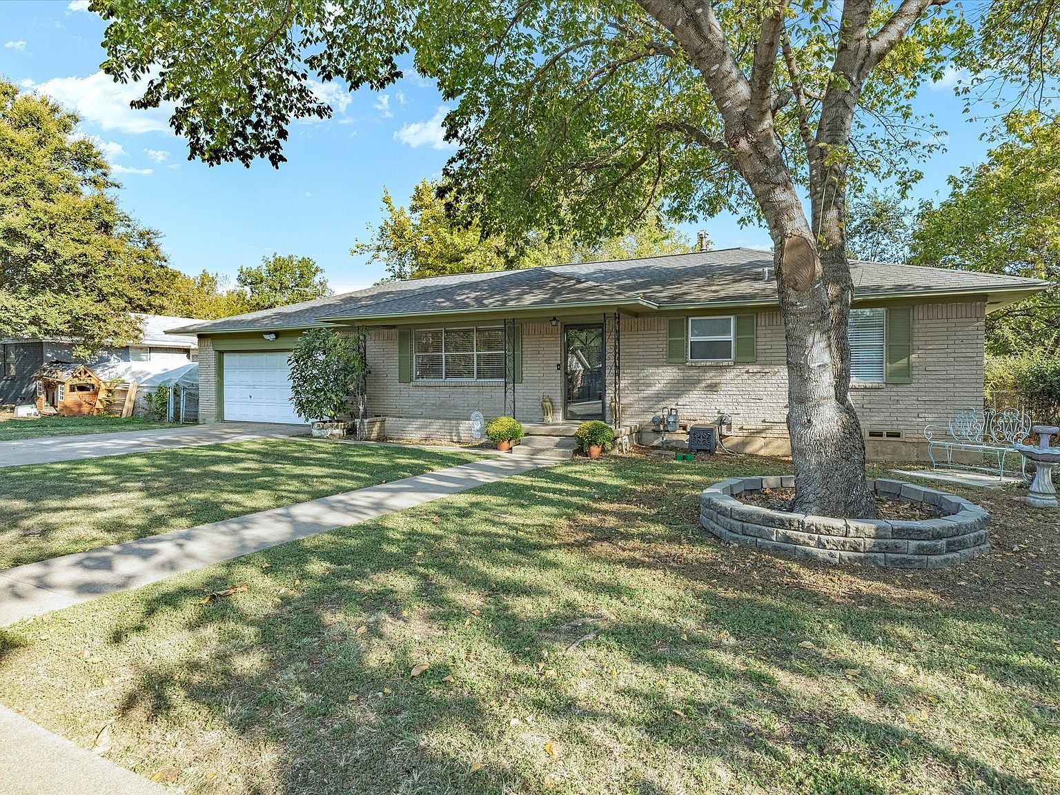 209 W Avenue K Midlothian, TX 76065 - Thumbnail 5