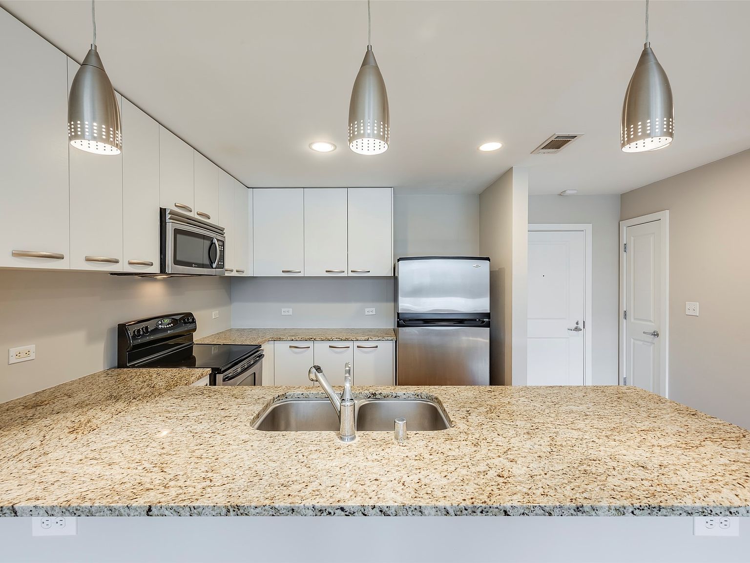 1200 Main St APT 1002 Dallas, TX 75202 - Thumbnail 5