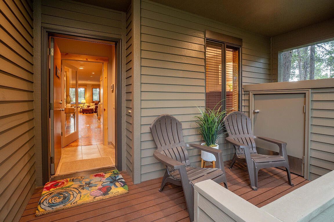 57925 Silver Fir Cir Sunriver, OR 97707 - Thumbnail 5