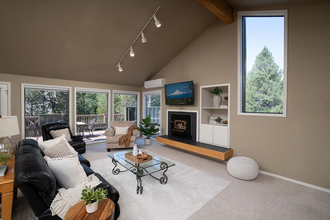 17717 Quelah Ln #4 Bend, OR 97707 - Thumbnail 5