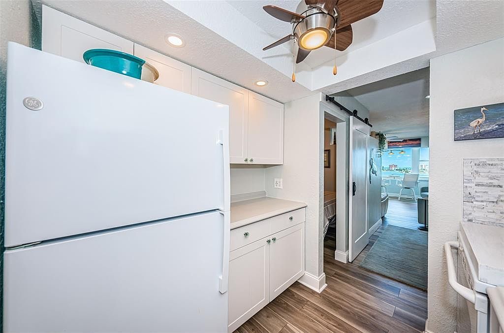 4525 Cove Cir APT 805 Saint Petersburg, FL 33708 - Thumbnail 5