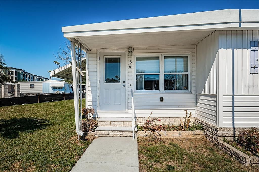 10399 67th Ave LOT 86 Seminole, FL 33772 - Thumbnail 5