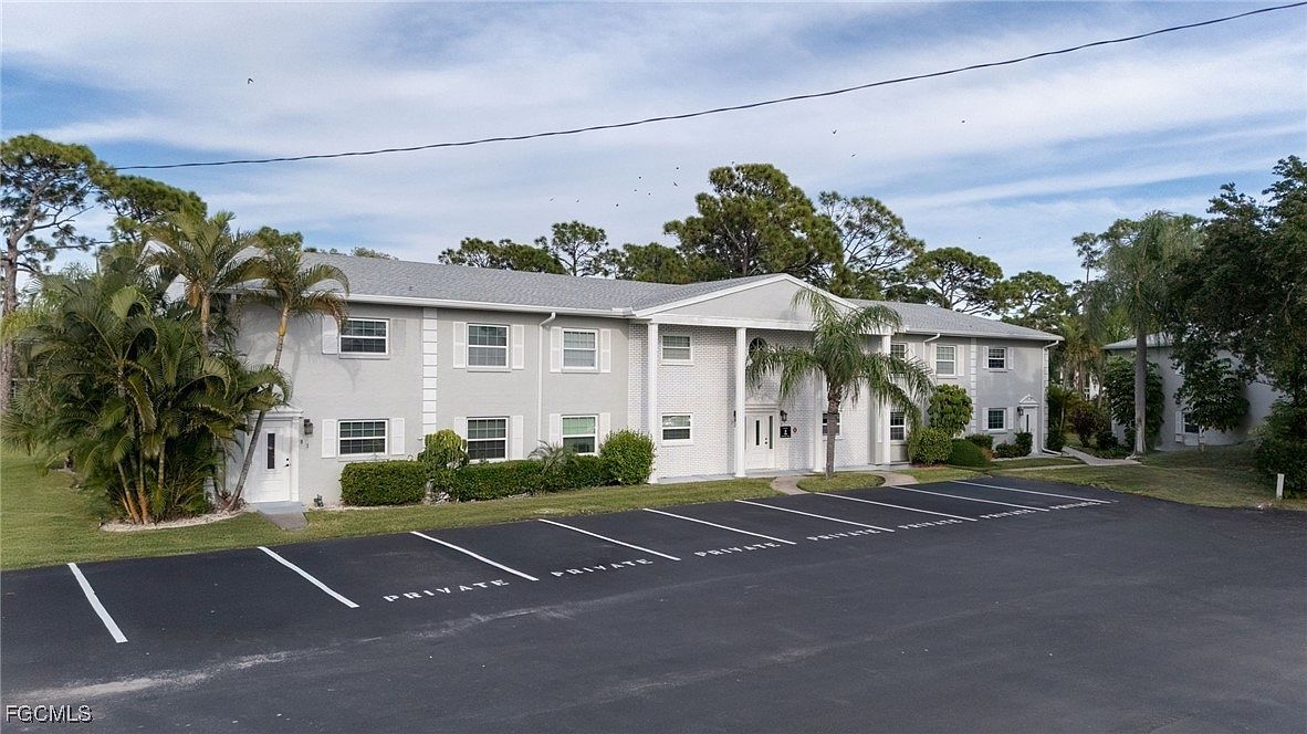 7056 Nantucket Cir #8 North Fort Myers, FL 33917 - Thumbnail 5