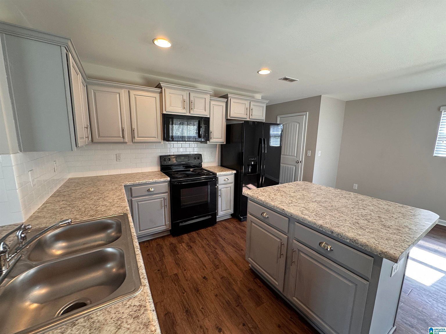 270 Sarah Way Kimberly, AL 35091 - Thumbnail 5