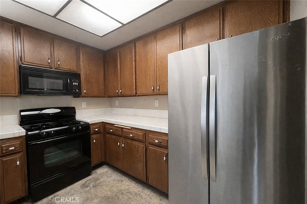 16960 Algonquin St APT 3-204 Huntington Beach, CA 92649 - Thumbnail 5