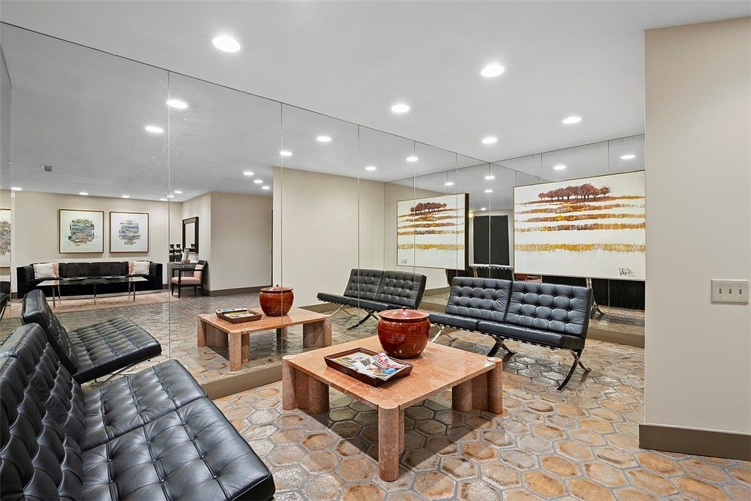 540 N Neville St APT 303 Pittsburgh, PA 15213 - Thumbnail 5