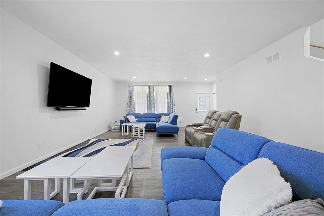 101 Cherokee Dr Beaver Falls, PA 15010 - Thumbnail 5