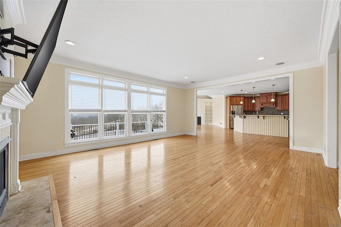 110 Timber Ridge Dr Harmony, PA 16037 - Thumbnail 5