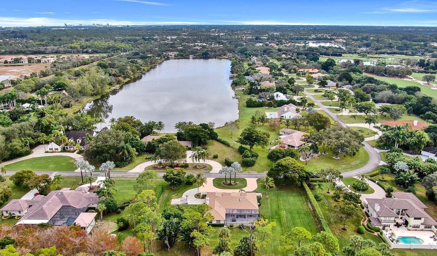 8777 Estate Dr West Palm Beach, FL 33411 - Thumbnail 5