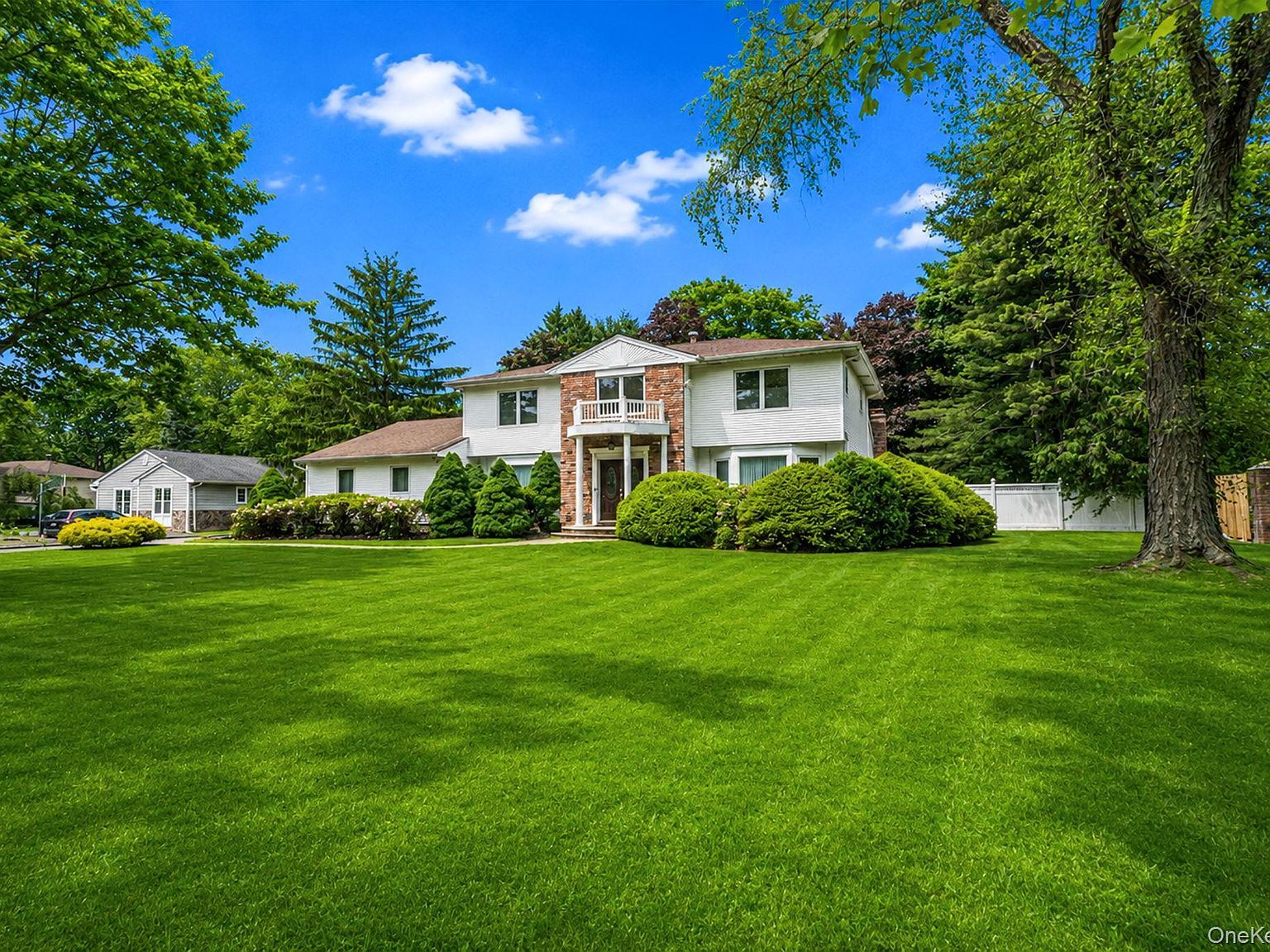 35 High Pasture Cir Dix Hills, NY 11746 - Thumbnail 5