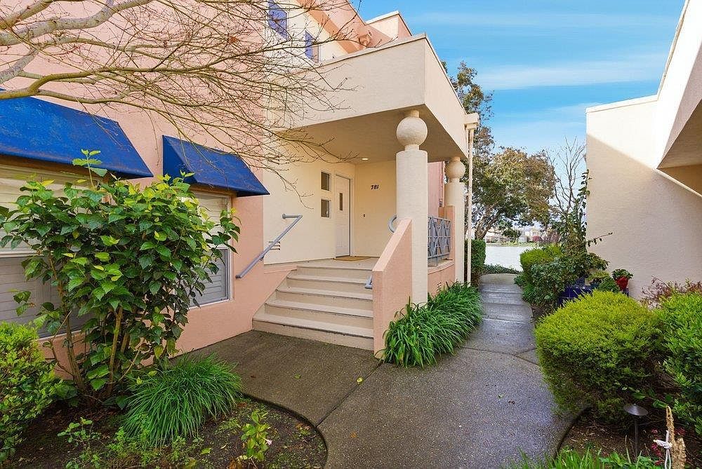 781 Mediterranean Ln Redwood City, CA 94065 - Thumbnail 5