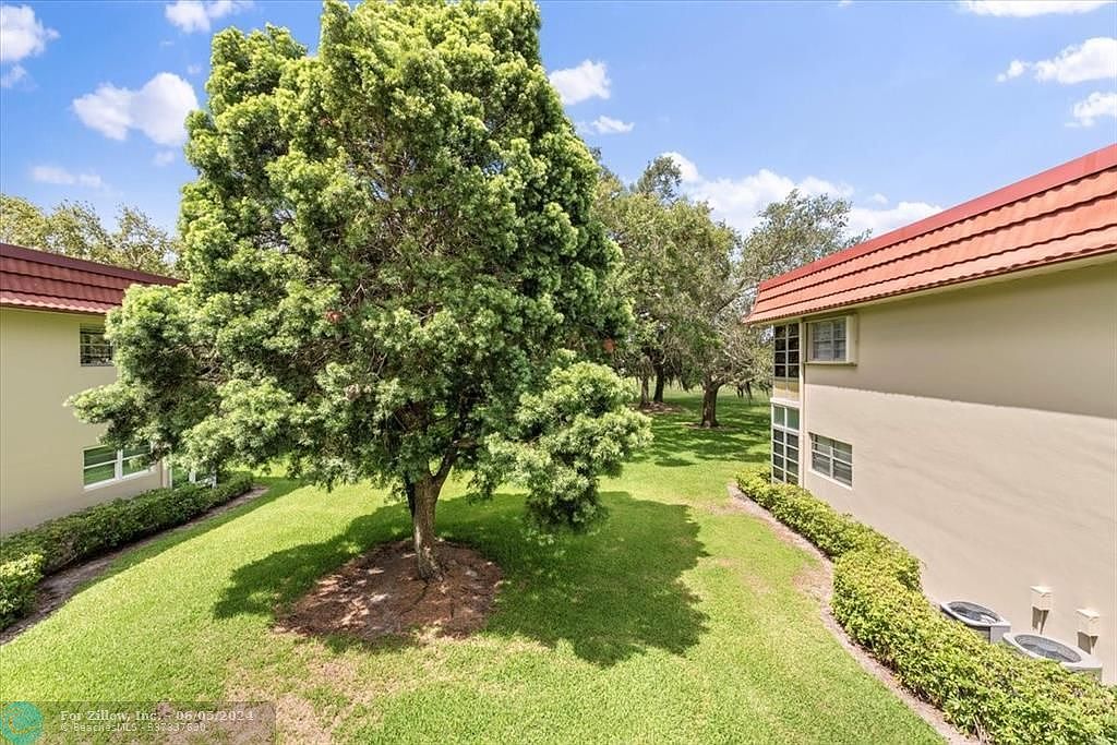 9 Vista Palm Ln APT 204 Vero Beach, FL 32962 - Thumbnail 5