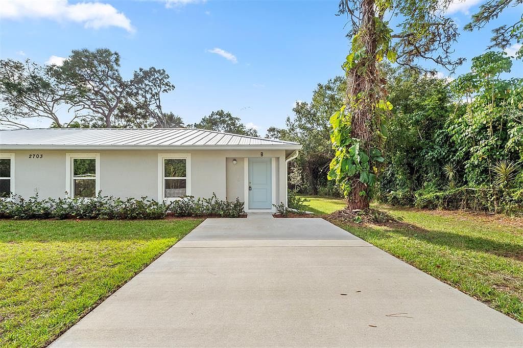 2703 Avenue G Fort Pierce, FL 34947 - Thumbnail 5