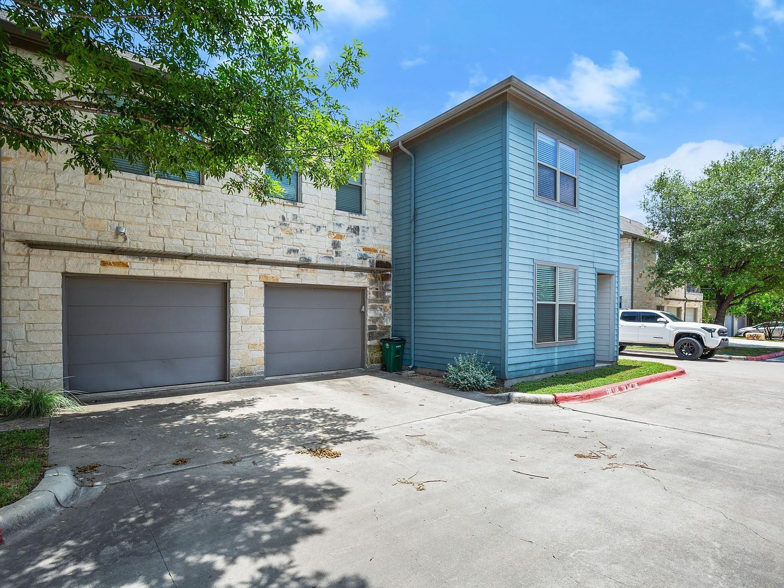 1201 Grove Blvd APT 1103 Austin, TX 78741 - Thumbnail 5