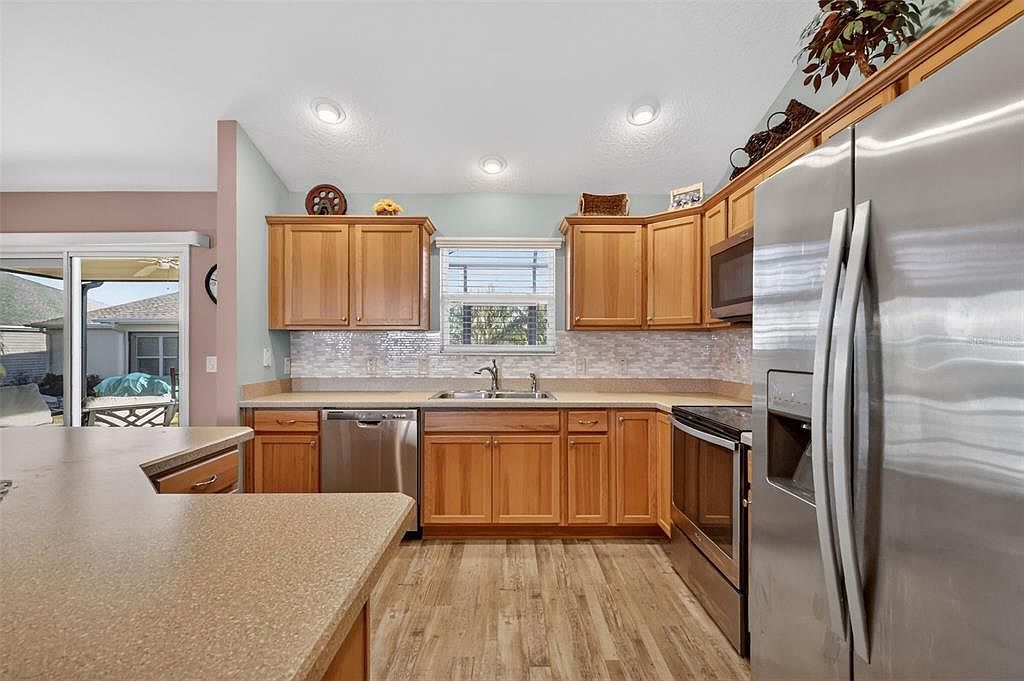 858 Wiechens Way The Villages, FL 32163 - Thumbnail 5