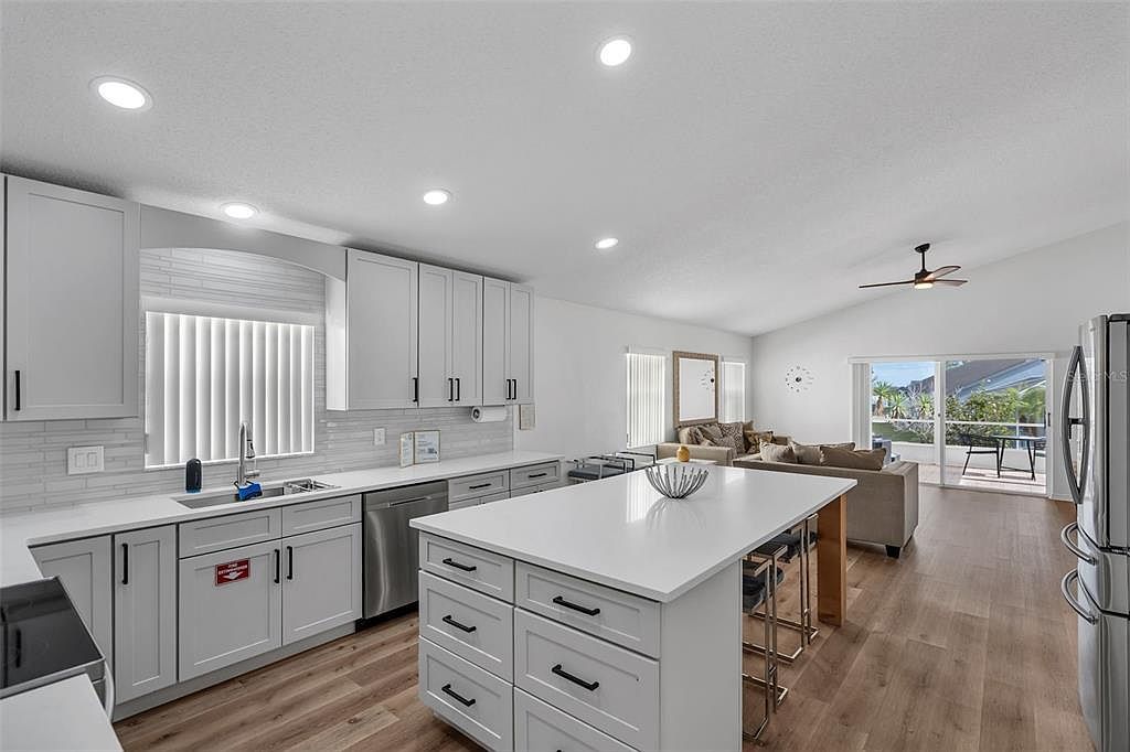 412 Downing Cir Davenport, FL 33897 - Thumbnail 5