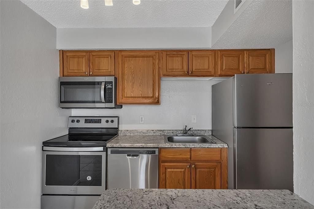 2216 Grand Cayman Ct APT 1422 Kissimmee, FL 34741 - Thumbnail 5