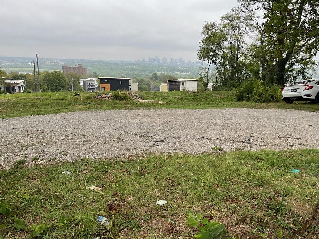 2158 Summitt Ave Nashville, TN 37218 - Thumbnail 5