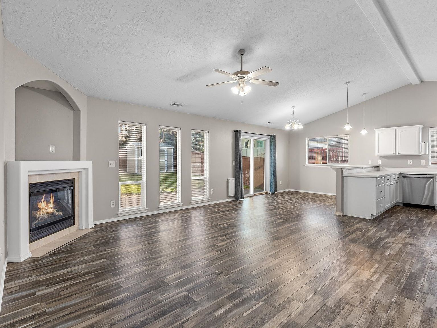 8616 E Bull Pine Ln Spokane, WA 99217 - Thumbnail 5