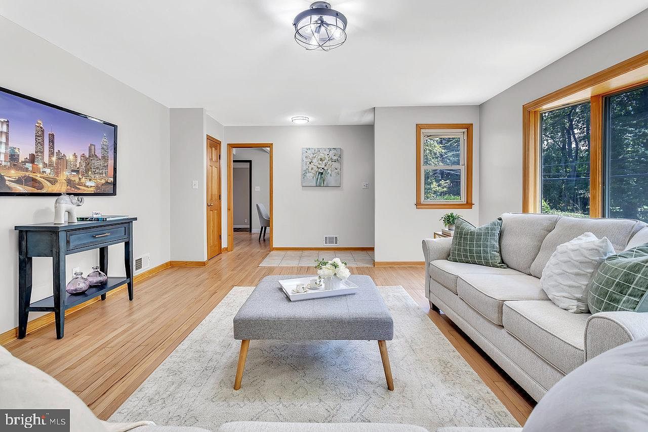 174 Hardenburg Ln Milltown, NJ 08850 - Thumbnail 5