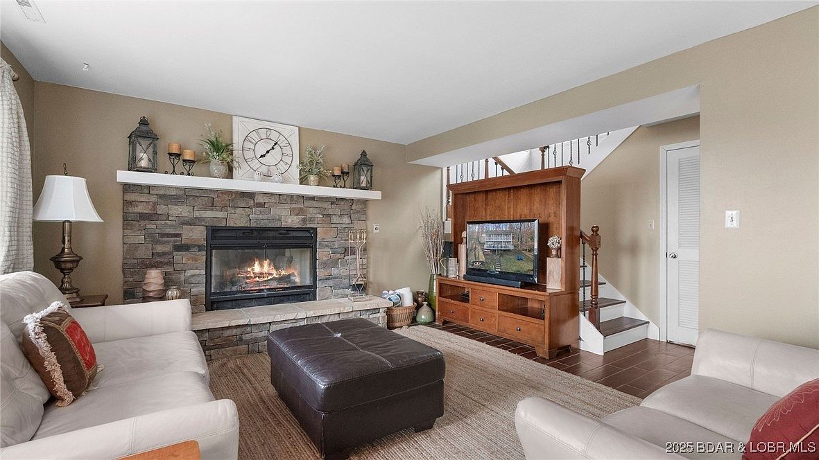 2079 Valley Rd Osage Beach, MO 65065 - Thumbnail 5