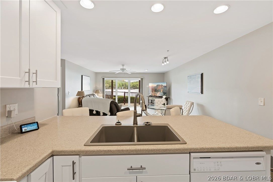 708 Clearwater Dr #1H Camdenton, MO 65020 - Thumbnail 5