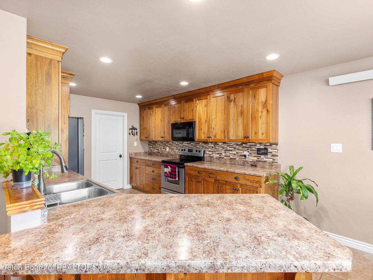 247 Freedom Ln Freedom, WY 83120 - Thumbnail 5