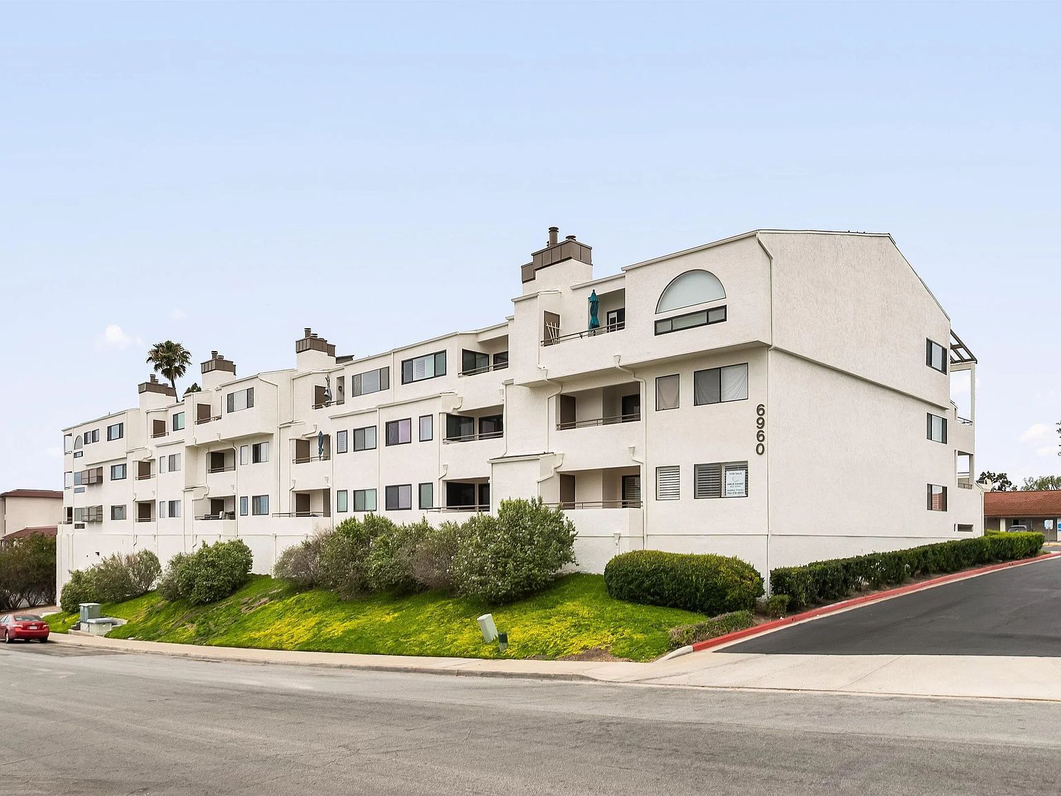 6960 Hyde Park Dr Unit 12 San Diego, CA 92119 - Thumbnail 5